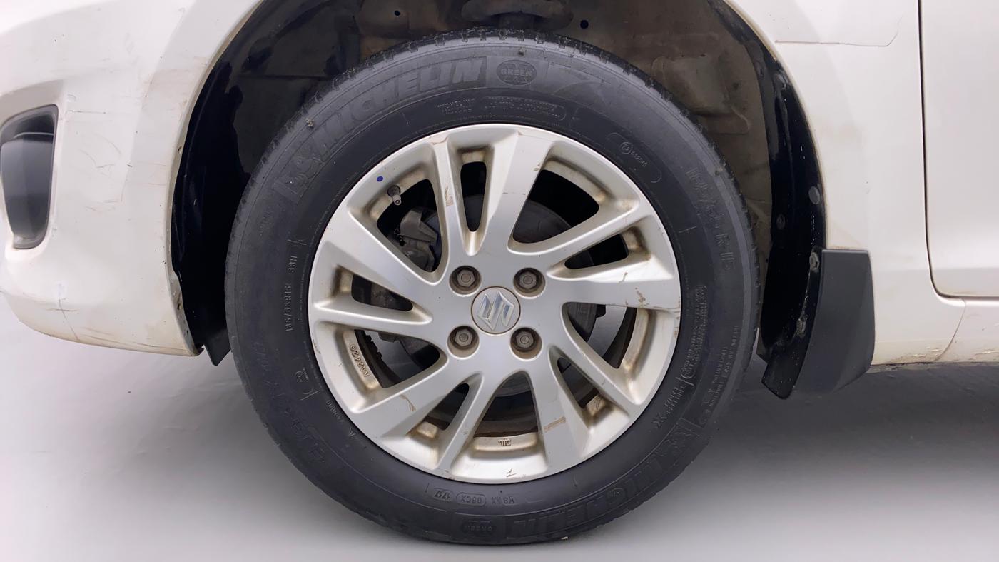 2012 Maruti Swift Dzire VDI, Diesel, Manual, 1,00,142 km, Left Front Wheel