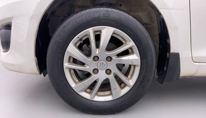 2012 Maruti Swift Dzire VDI, Diesel, Manual, 1,00,142 km, Left Front Wheel