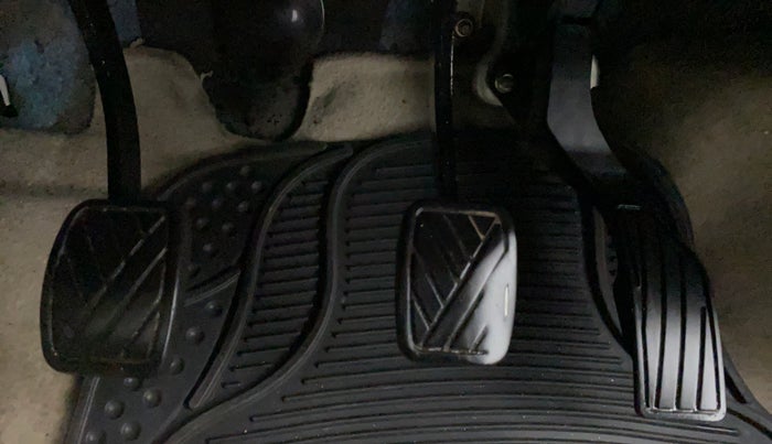 2012 Maruti Swift Dzire VDI, Diesel, Manual, 1,00,142 km, Pedals
