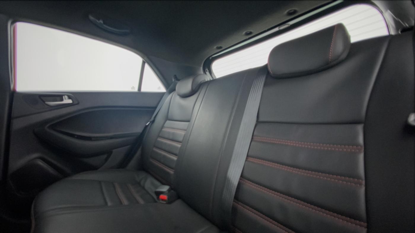 2020 Hyundai Elite i20 1.2 SPORTZ PLUS DUAL TONE VTVT, Petrol, Manual, 12,426 km, Right Side Rear Door Cabin