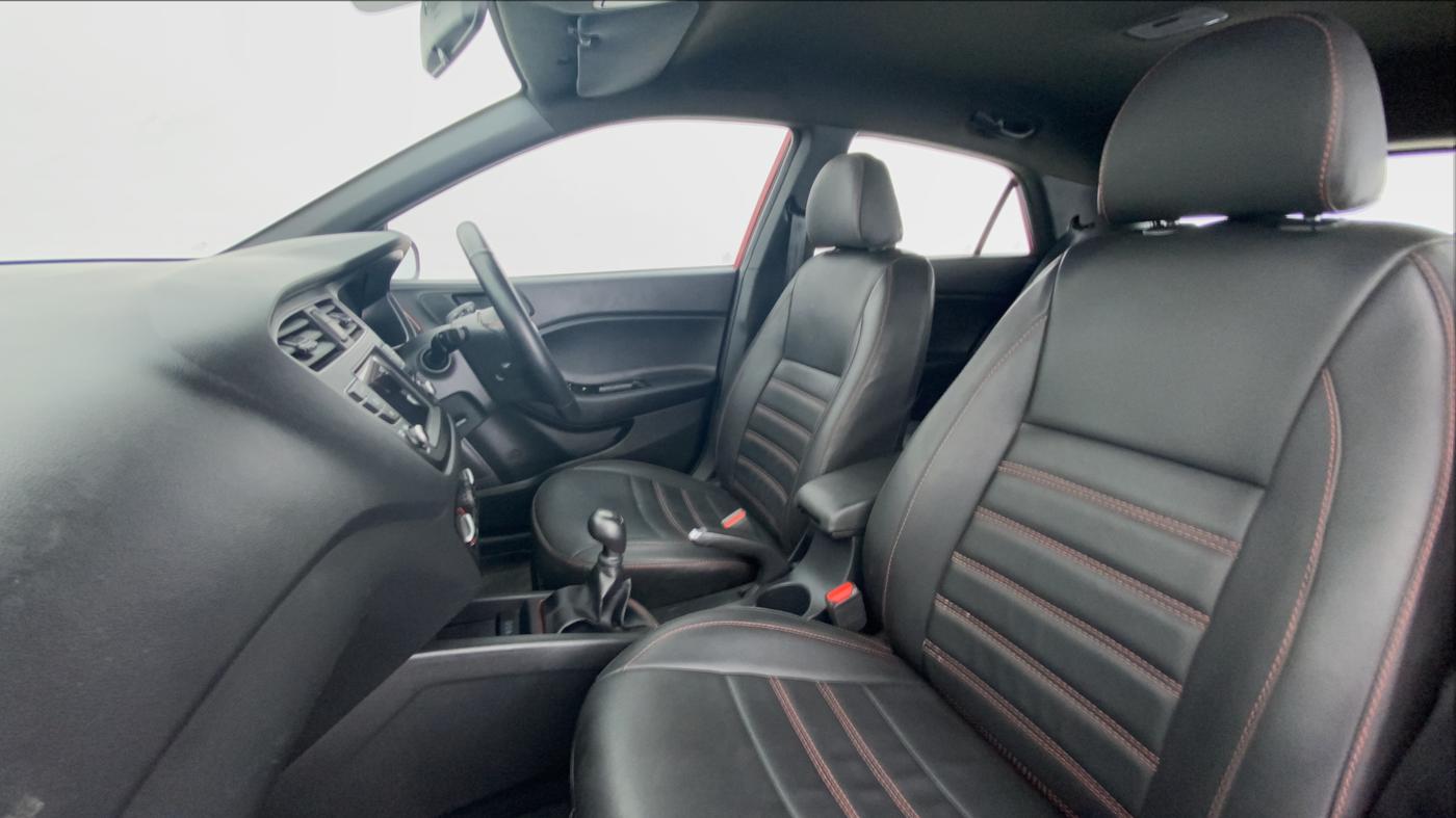 2020 Hyundai Elite i20 1.2 SPORTZ PLUS DUAL TONE VTVT, Petrol, Manual, 12,426 km, Right Side Front Door Cabin