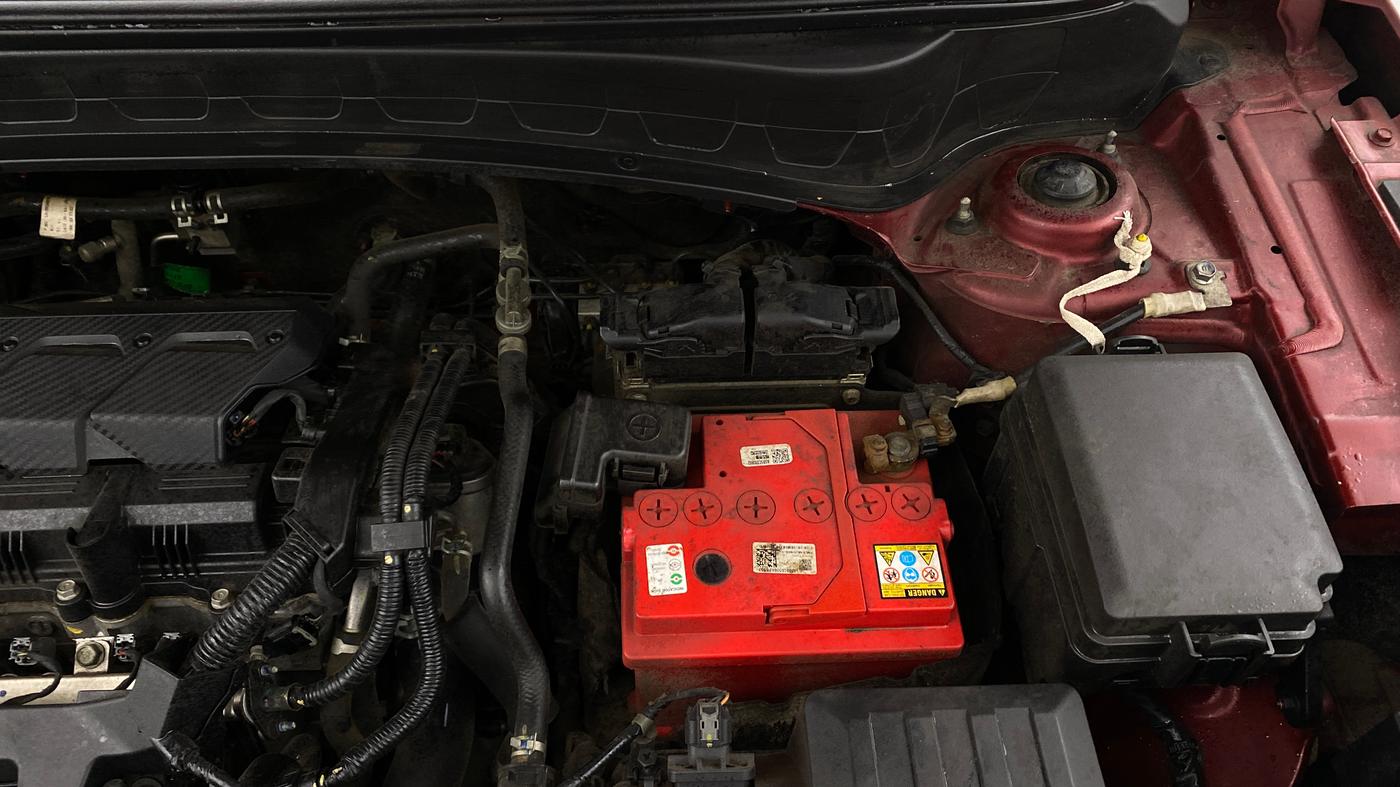 2021 KIA SELTOS HTK 1.5 PETROL, Petrol, Manual, 1,27,599 km, Engine View - Left