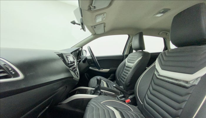 2016 Maruti Baleno DELTA PETROL 1.2, Petrol, Manual, 1,03,521 km, Right Side Front Door Cabin
