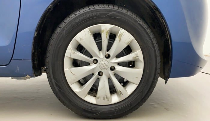 2016 Maruti Baleno DELTA PETROL 1.2, Petrol, Manual, 1,03,521 km, Right Front Wheel