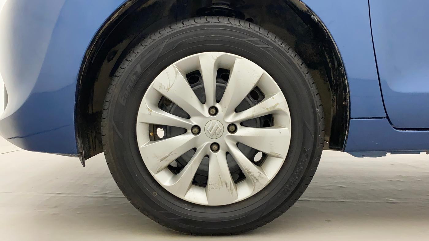 2016 Maruti Baleno DELTA PETROL 1.2, Petrol, Manual, 1,03,521 km, Left Front Wheel