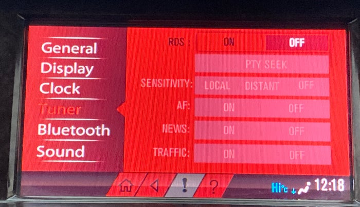 2013 Mahindra XUV500 W8 FWD, Diesel, Manual, 90,942 km, Touchscreen Infotainment System