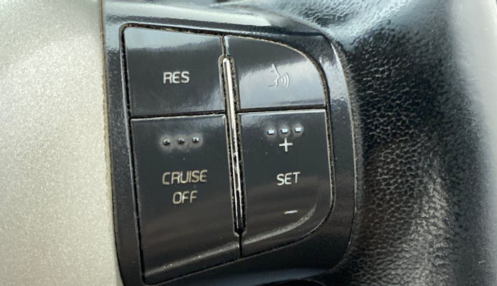 2013 Mahindra XUV500 W8 FWD, Diesel, Manual, 90,942 km, Adaptive Cruise Control