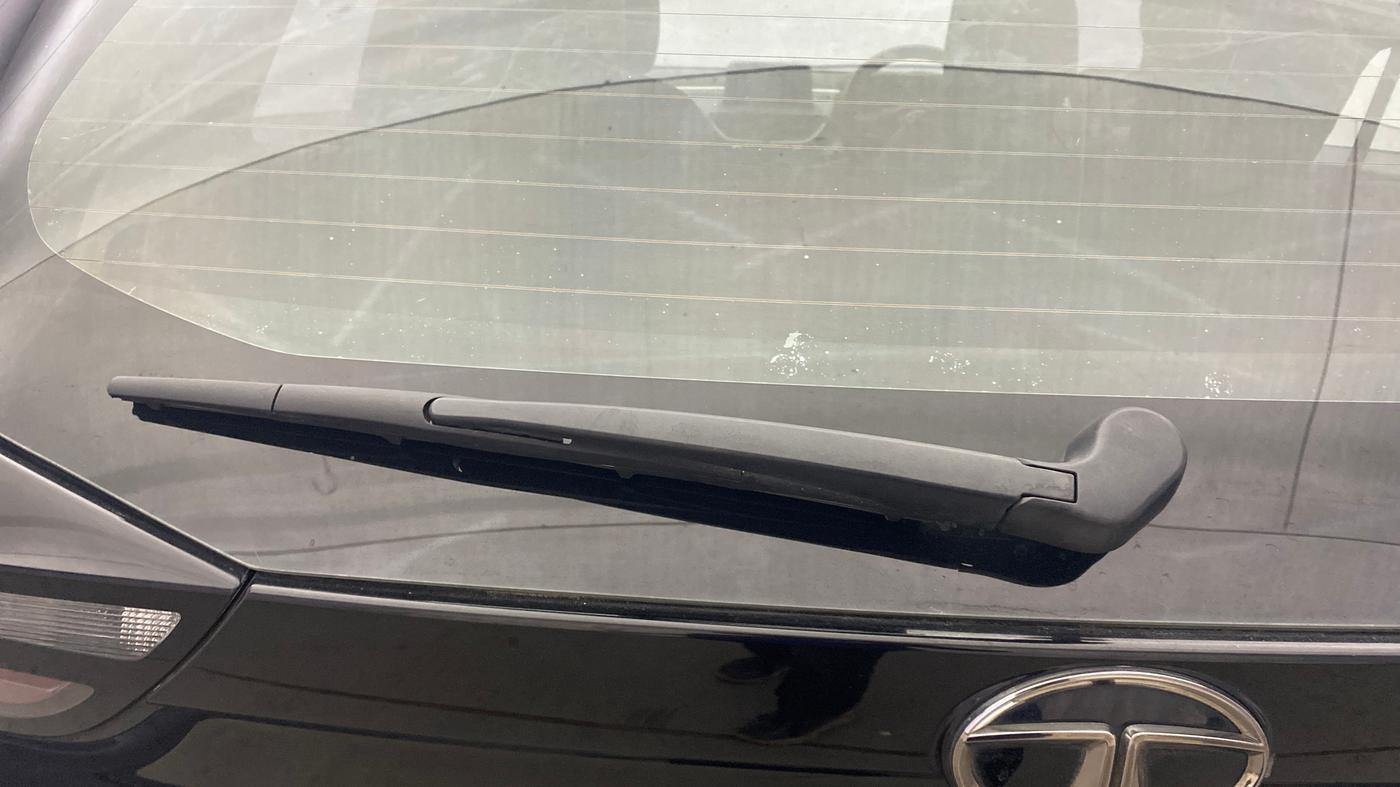 2021 Tata ALTROZ XZ PETROL, Petrol, Manual, 26,989 km, Rear Wiper