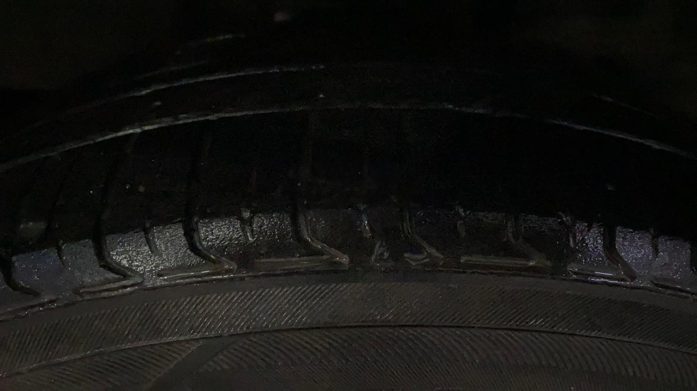 2018 Tata Tiago XZ PETROL, Petrol, Manual, 87,505 km, Right Rear Tyre Tread