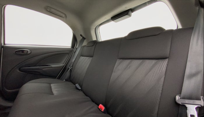 2012 Toyota Etios Liva GD, Diesel, Manual, 1,59,864 km, Right Side Rear Door Cabin