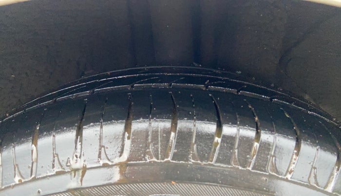 2015 Hyundai Elite i20 SPORTZ 1.2, CNG, Manual, 80,669 km, Left Rear Tyre Tread