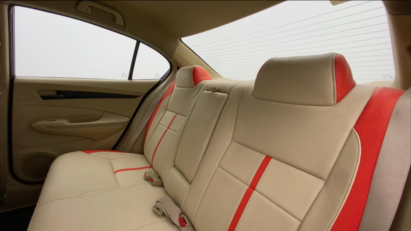 2012 Honda City 1.5L I-VTEC S MT, Petrol, Manual, 1,17,766 km, Right Side Rear Door Cabin