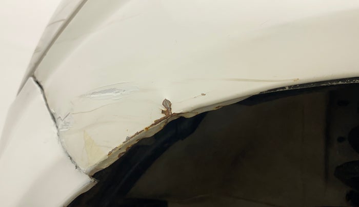 2010 Maruti Ritz LXI, Petrol, Manual, 50,387 km, Left fender - Slight discoloration