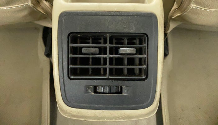 2017 Maruti Dzire VXI, Petrol, Manual, 53,119 km, Rear AC Vents