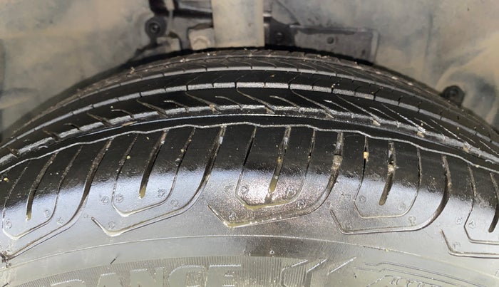 2019 Ford Ecosport TREND 1.5L PETROL, Petrol, Manual, 29,371 km, Right Front Tyre Tread