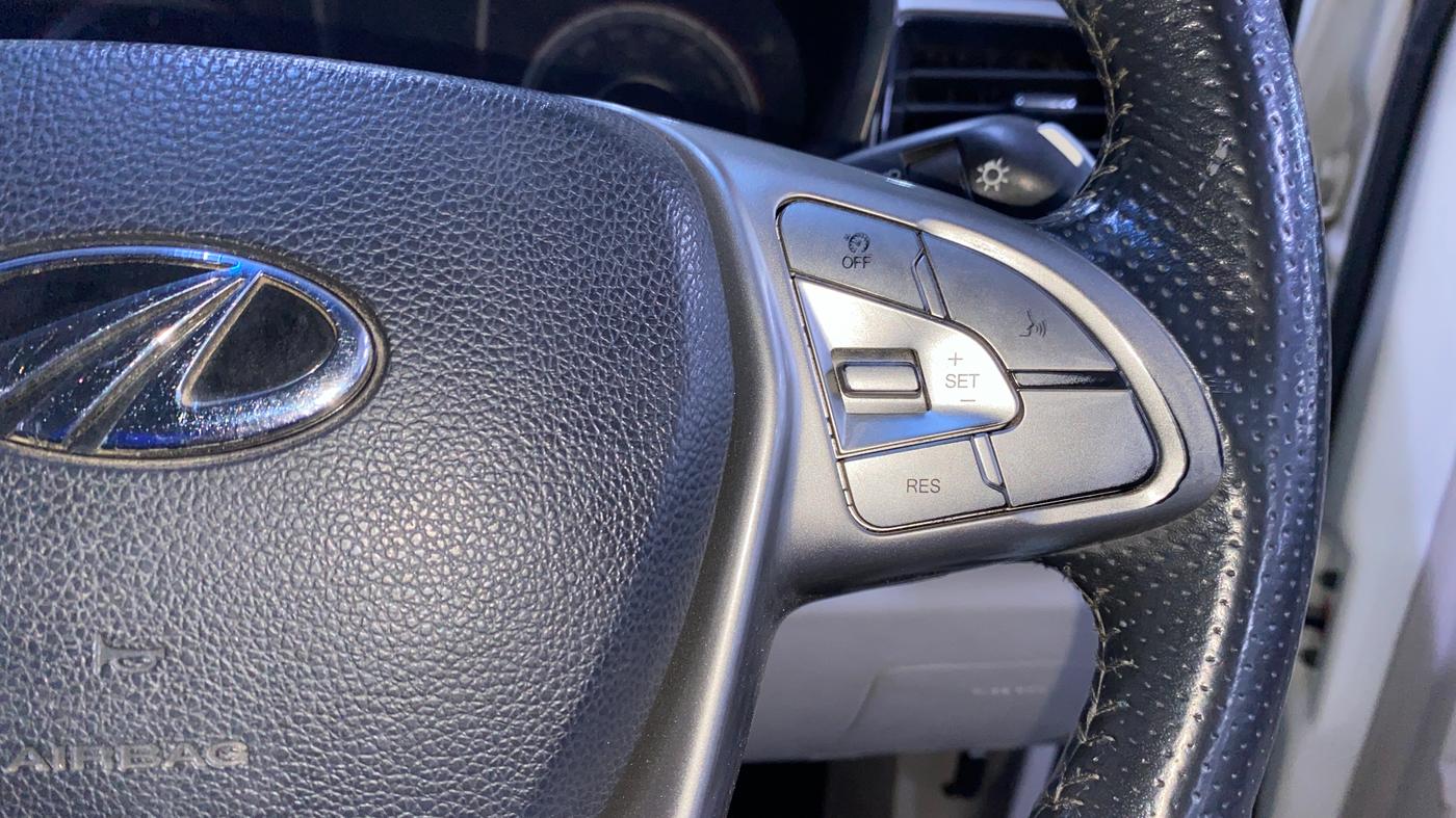 2021 Mahindra XUV300 W8 (O) 1.2 PETROL, Petrol, Manual, 44,993 km, Adaptive Cruise Control