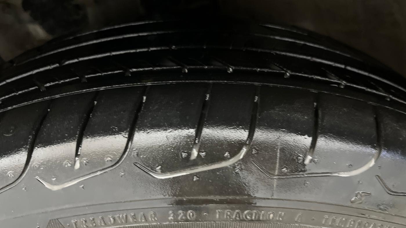 2017 Hyundai Creta E PLUS 1.6 PETROL, Petrol, Manual, 95,433 km, Left Front Tyre Tread