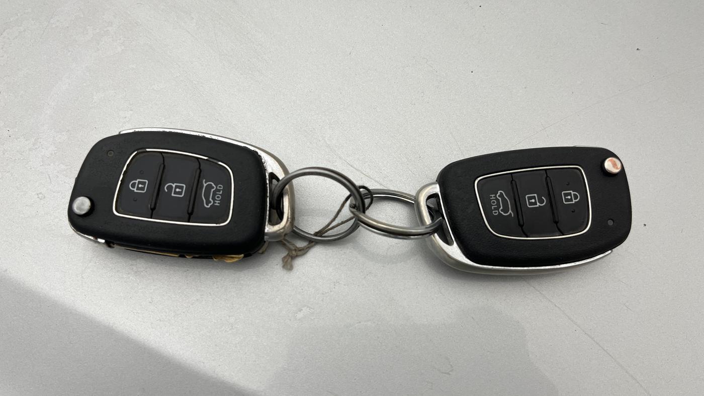 2017 Hyundai Creta E PLUS 1.6 PETROL, Petrol, Manual, 95,433 km, Key Close Up