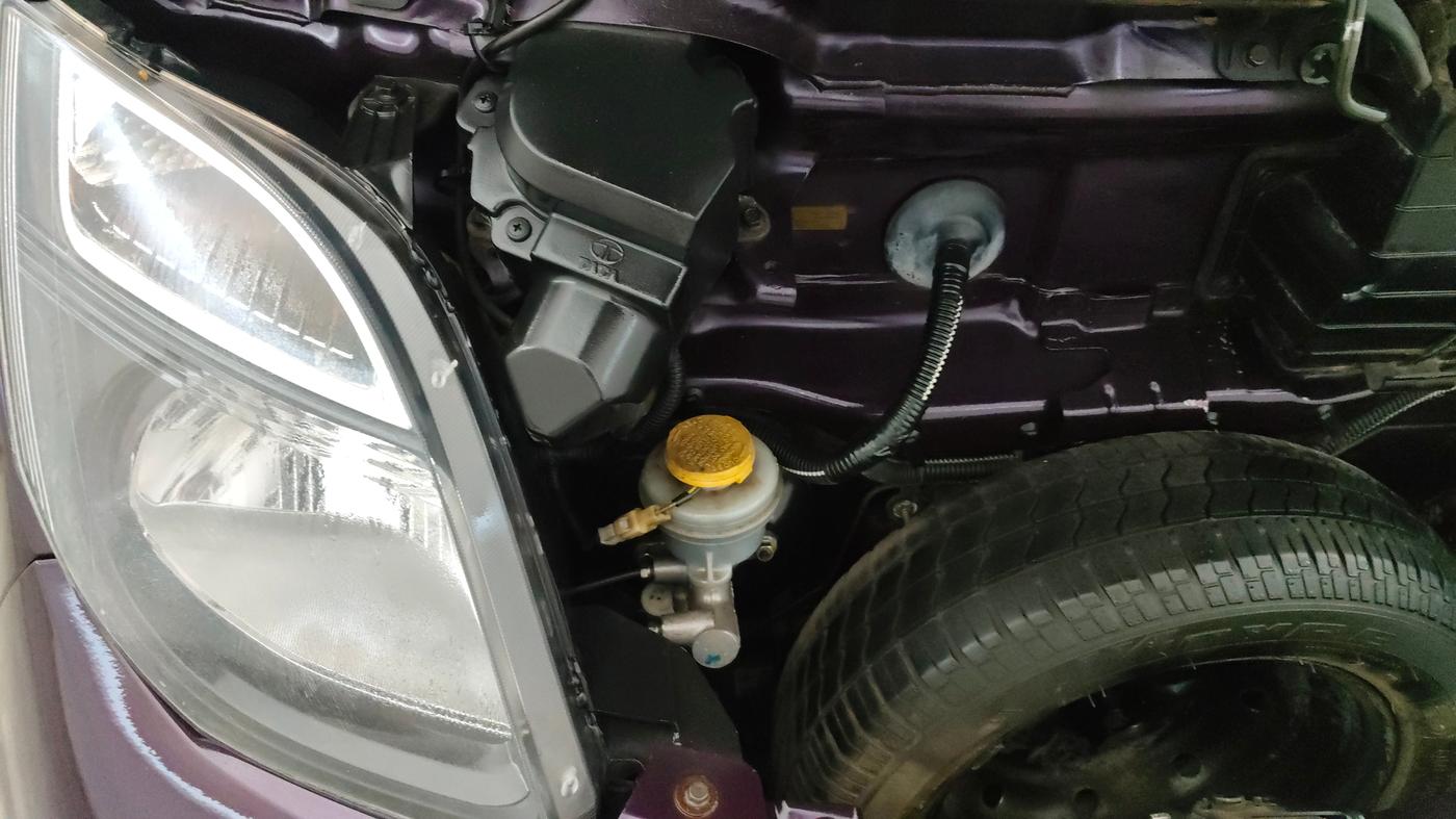 2015 Tata Nano TWIST XT, Petrol, Manual, 45,127 km, Engine View - Right