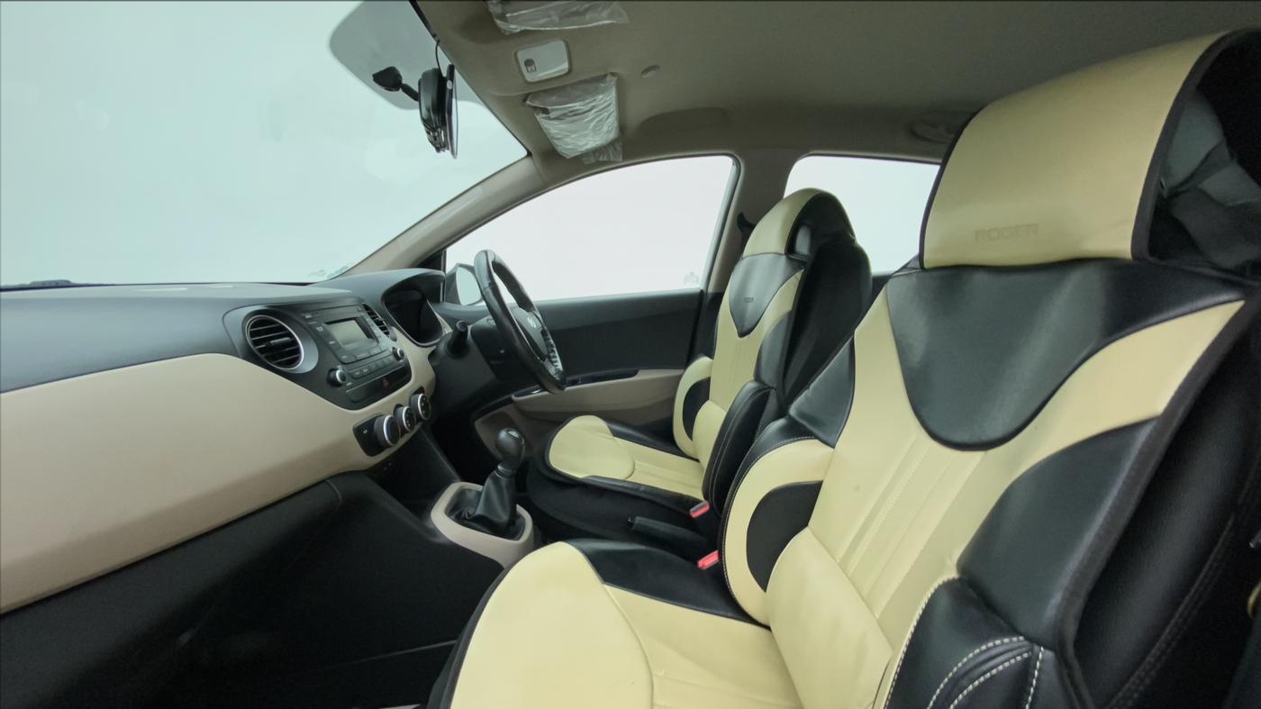 2018 Hyundai Grand i10 MAGNA 1.2 KAPPA VTVT, Petrol, Manual, 27,334 km, Right Side Front Door Cabin