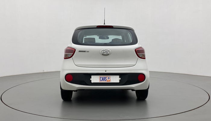 2018 Hyundai Grand i10 MAGNA 1.2 KAPPA VTVT, Petrol, Manual, 27,334 km, Back/Rear