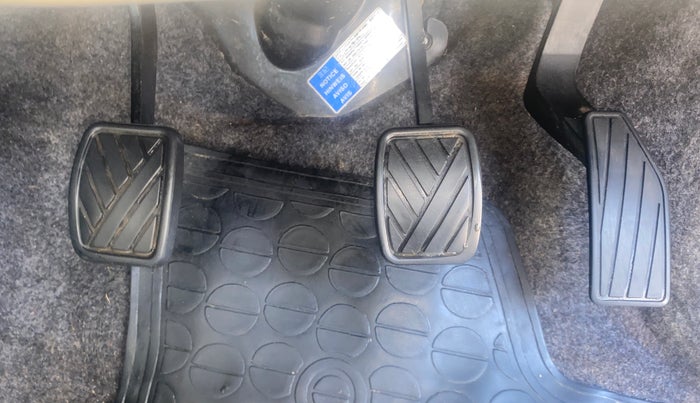 2017 Maruti Celerio VXI (O), Petrol, Manual, 56,741 km, Pedals