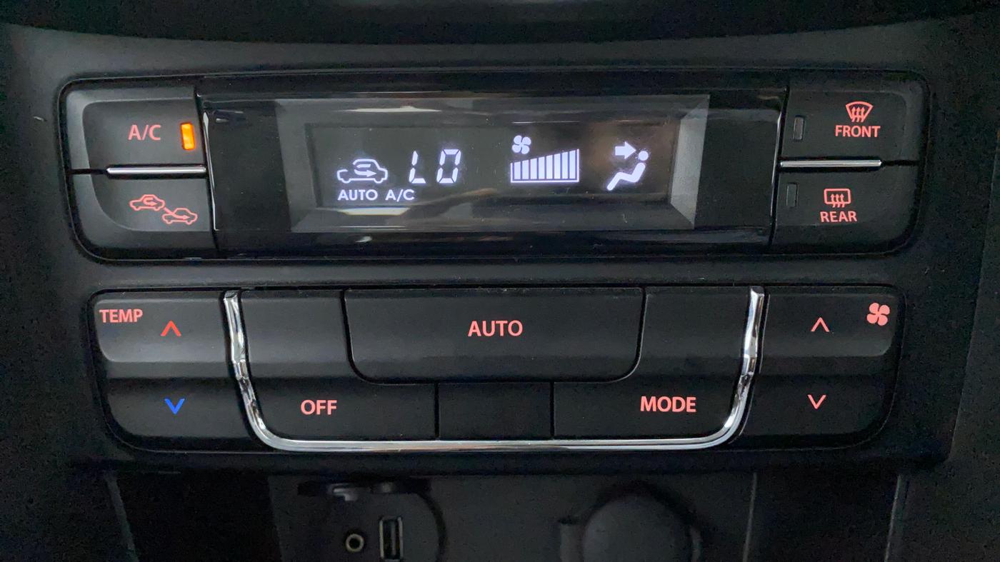 2022 Maruti BREZZA ZXI + SMART HYBRID, Petrol, Manual, 16,525 km, Automatic Climate Control
