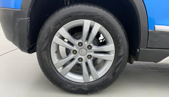 2016 Maruti Vitara Brezza ZDI, Diesel, Manual, 89,093 km, Right Rear Wheel