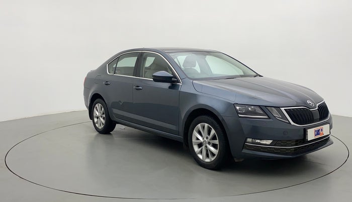 2017 Skoda Octavia STYLE PLUS AT 1.8 TSI, Petrol, Automatic, 80,119 km, Right Front Diagonal