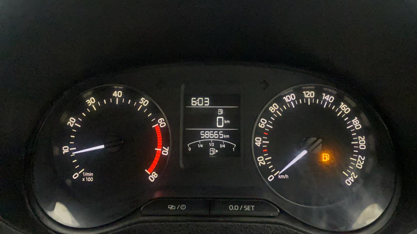2017 Skoda Rapid STYLE 1.6 MPI, Petrol, Manual, 58,664 km, Odometer Image