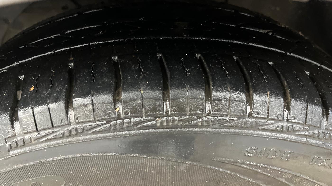 2019 Maruti Baleno SIGMA PETROL 1.2, Petrol, Manual, 88,608 km, Left Front Tyre Tread