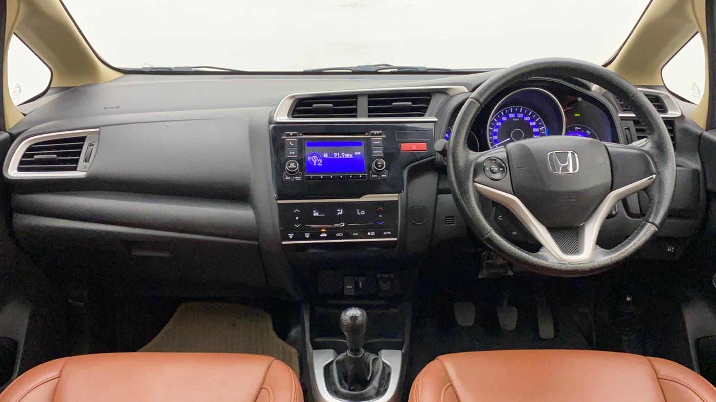 2015 Honda Jazz 1.2L I-VTEC V, Petrol, Manual, 1,08,785 km, Dashboard