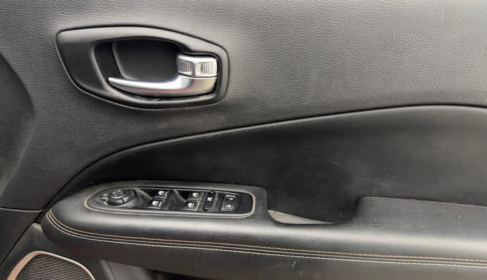 2018 Jeep Compass SPORT PLUS 1.4 PETROL, Petrol, Manual, 90,480 km, Driver Side Door Panels Control