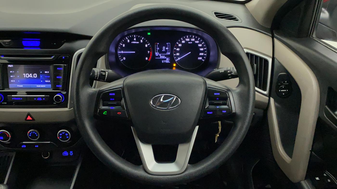 2017 Hyundai Creta E PLUS 1.6 PETROL, Petrol, Manual, 58,079 km, Steering Wheel Close Up