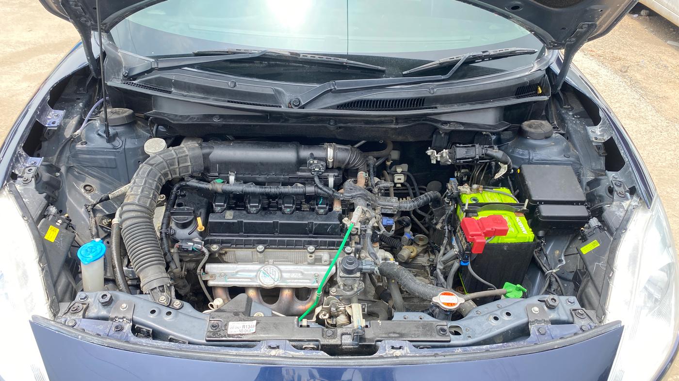 2021 Maruti Swift VXI, Petrol, Manual, 43,815 km, Engine View