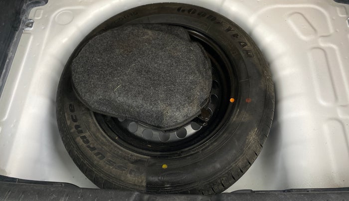 2021 Hyundai VENUE SX 1.5 CRDI, Diesel, Manual, 54,146 km, Spare Tyre