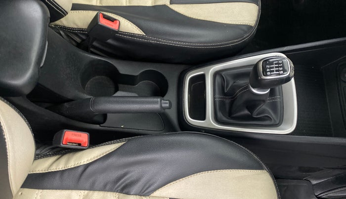 2021 Hyundai VENUE SX 1.5 CRDI, Diesel, Manual, 54,146 km, Gear Lever