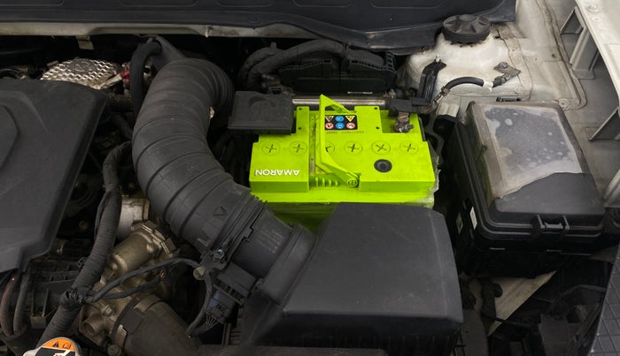 2021 Hyundai VENUE SX 1.5 CRDI, Diesel, Manual, 54,146 km, Engine View - Left