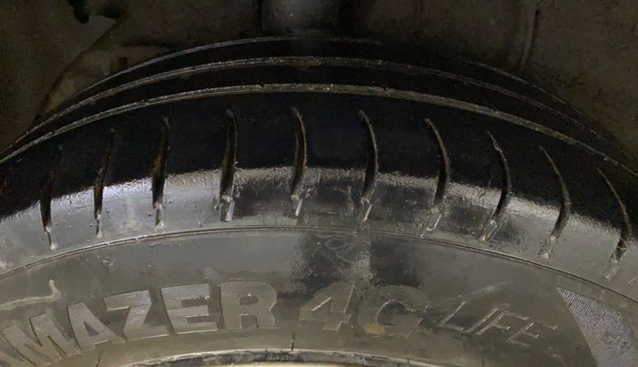 2017 Hyundai Elite i20 SPORTZ 1.2, CNG, Manual, 71,229 km, Right Rear Tyre Tread