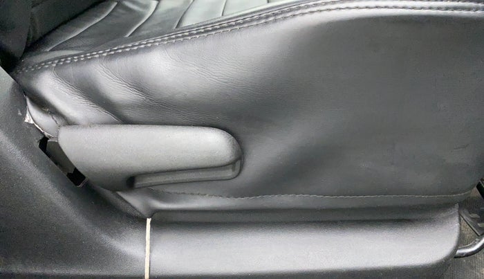 2014 Maruti Swift VXI D, Petrol, Manual, 63,283 km, Driver Side Adjustment Panel