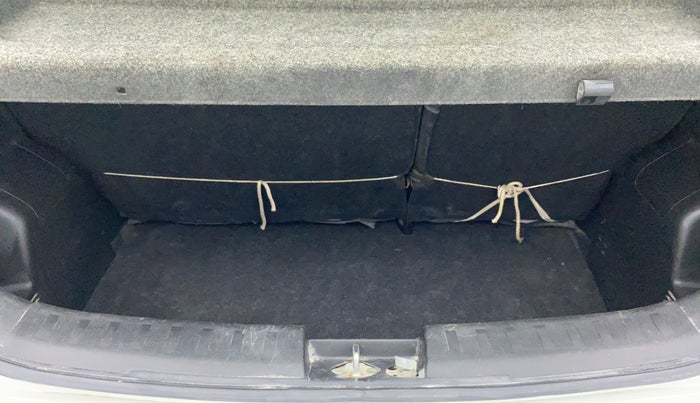 2014 Maruti Swift VXI D, Petrol, Manual, 63,283 km, Boot Inside