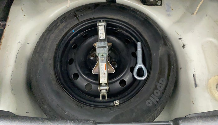 2014 Maruti Swift VXI D, Petrol, Manual, 63,283 km, Spare Tyre