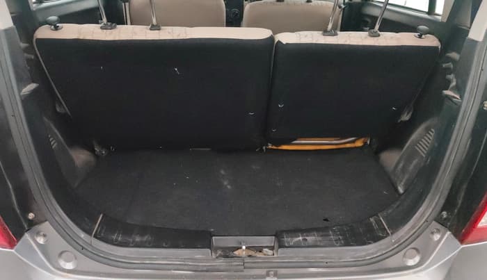 2017 Maruti Wagon R 1.0 VXI, Petrol, Manual, 47,077 km, Boot Inside