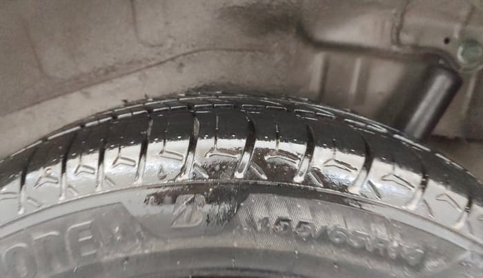 2017 Maruti Wagon R 1.0 VXI, Petrol, Manual, 47,077 km, Left Rear Tyre Tread