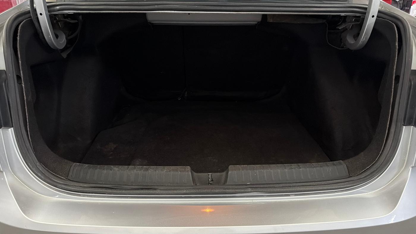 2022 Volkswagen VIRTUS HIGHLINE TSI 1.0 MT, Petrol, Manual, 77,526 km, Boot Inside