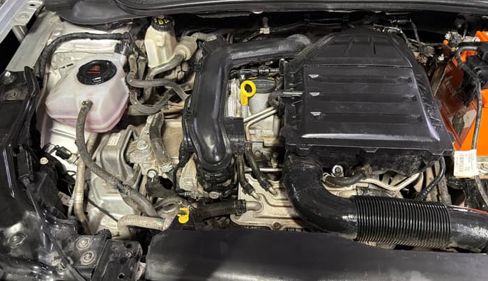 2022 Volkswagen VIRTUS HIGHLINE TSI 1.0 MT, Petrol, Manual, 77,526 km, Engine View - Right