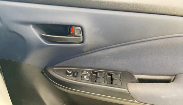 2023 Maruti Baleno DELTA PETROL 1.2, Petrol, Manual, 11,084 km, Driver Side Door Panels Control