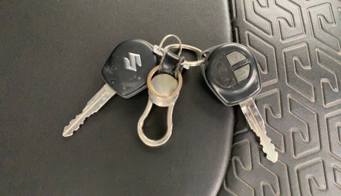 2023 Maruti Baleno DELTA PETROL 1.2, Petrol, Manual, 11,084 km, Key Close Up