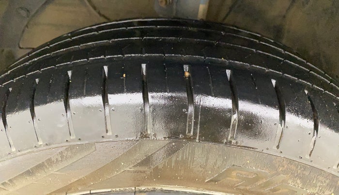 2023 Maruti Baleno DELTA PETROL 1.2, Petrol, Manual, 11,084 km, Left Front Tyre Tread