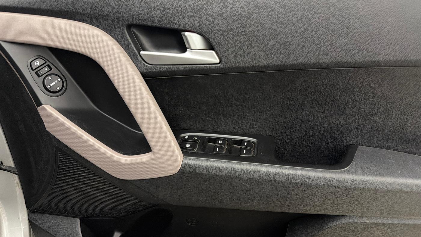 2018 Hyundai Creta SX AT 1.6 PETROL, Petrol, Automatic, 34,967 km, Driver Side Door Panels Control